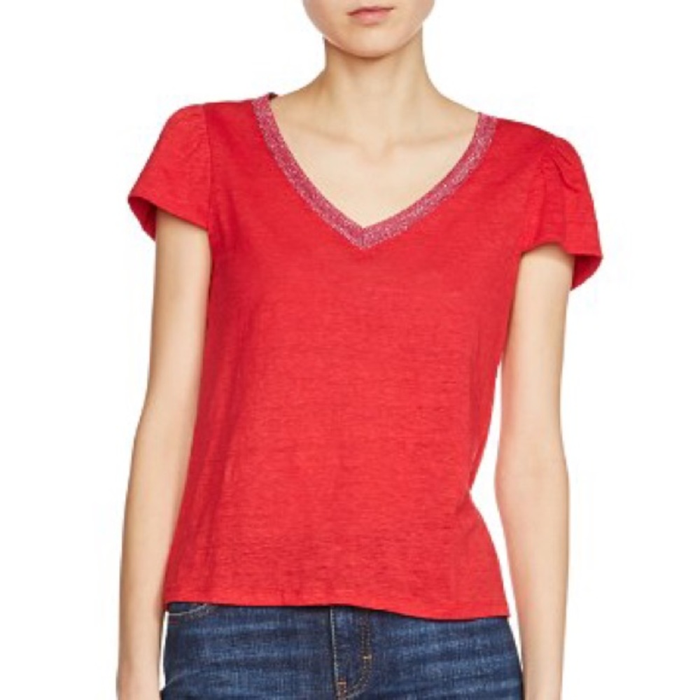 Red Maje tee